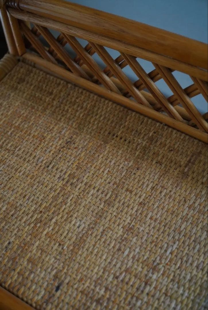 ヴィンテージ　横長のラタンチェスト