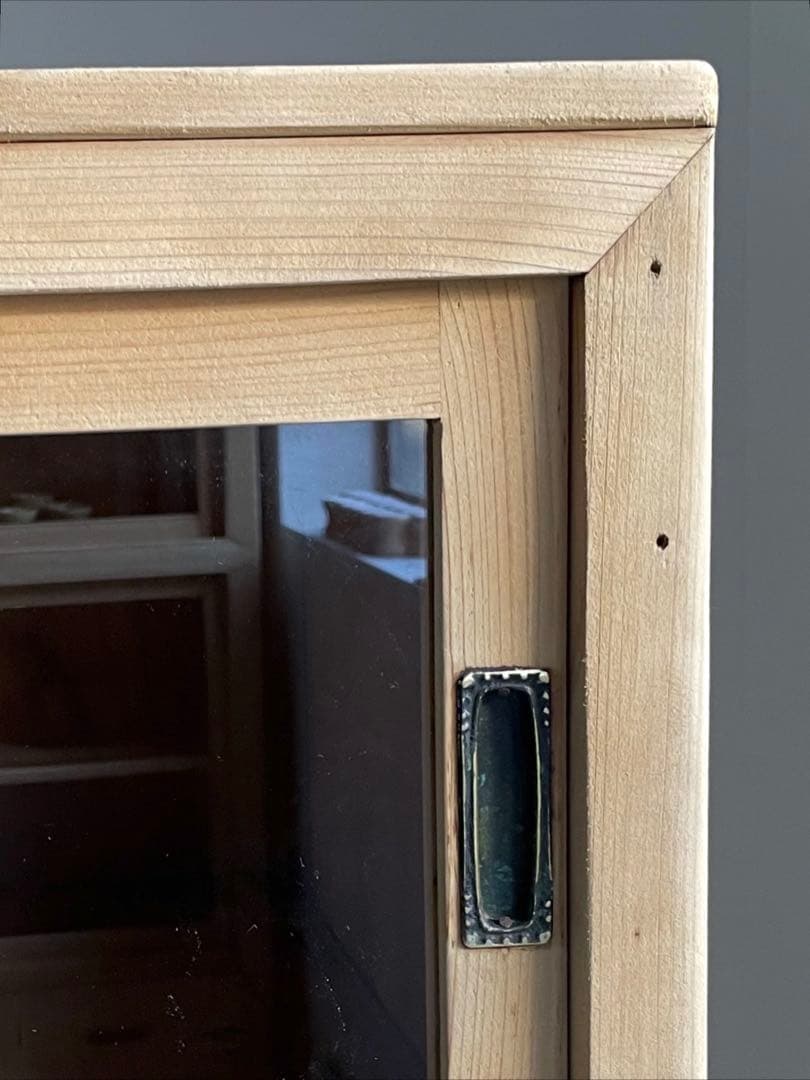 古いガラス戸棚　食器棚　レトロ　水屋　アンティーク　古道具