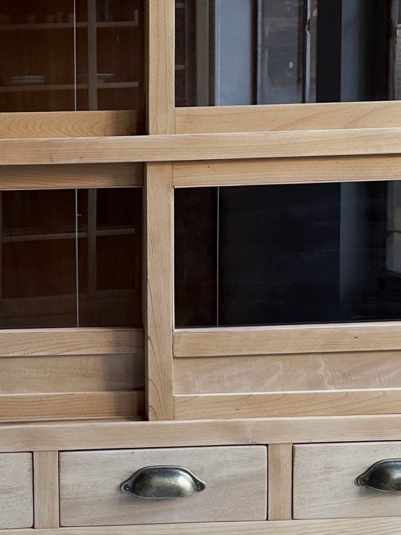 古いガラス戸棚　食器棚　レトロ　水屋　アンティーク　古道具