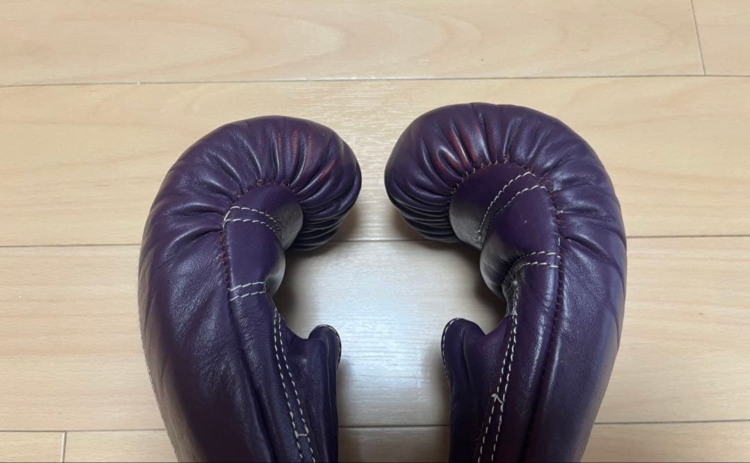 本革製「K」パンチンググローブ Mサイズ　紫