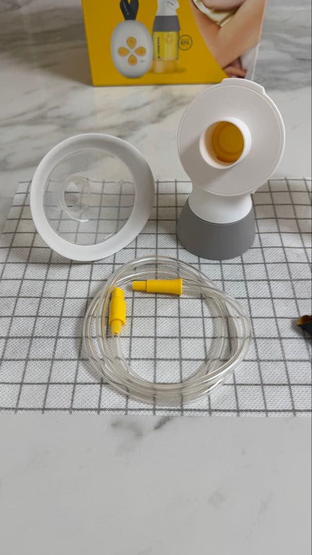 【現行品ほぼ未使用】Medelaメデラ ソロ電動搾乳機