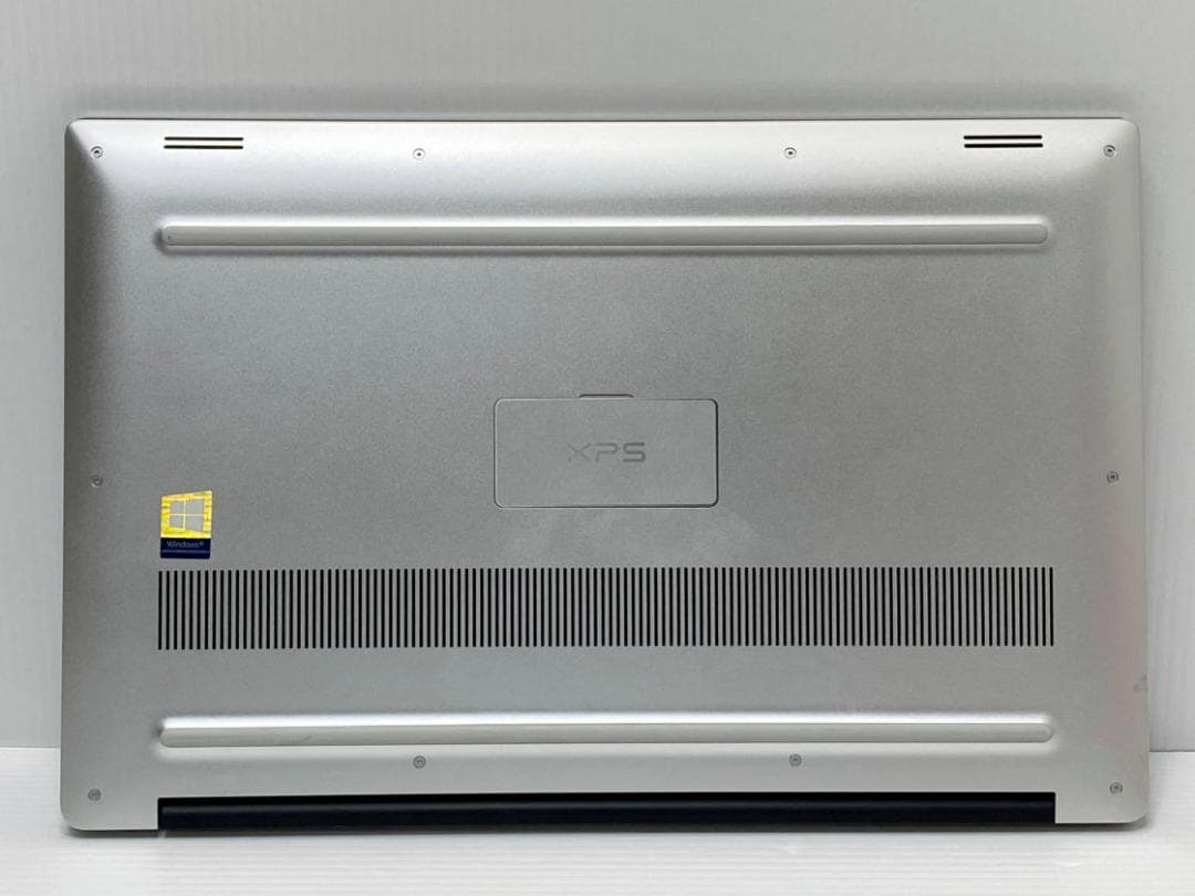 Core i7 DELL XPS 15 7590 32GB 4Kタッチパネル