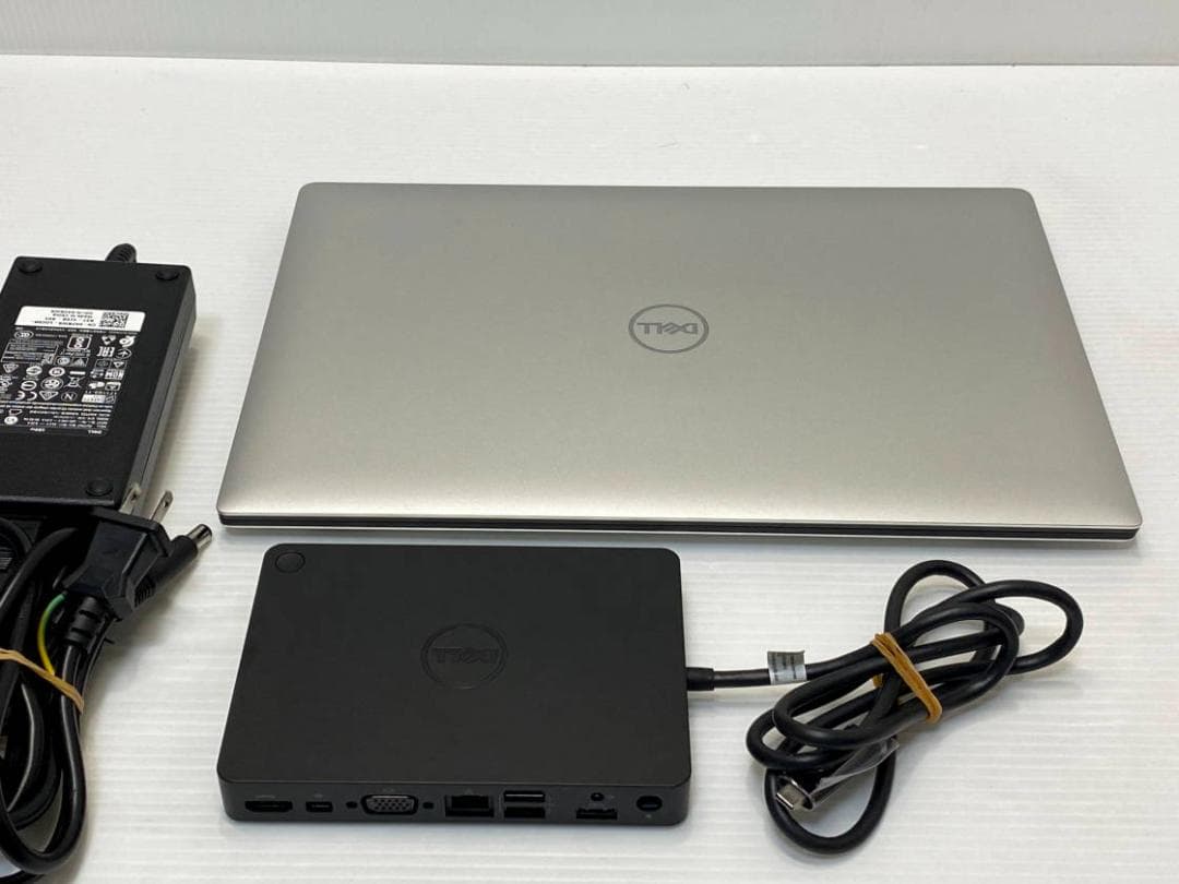 Core i7 DELL XPS 15 7590 32GB 4Kタッチパネル