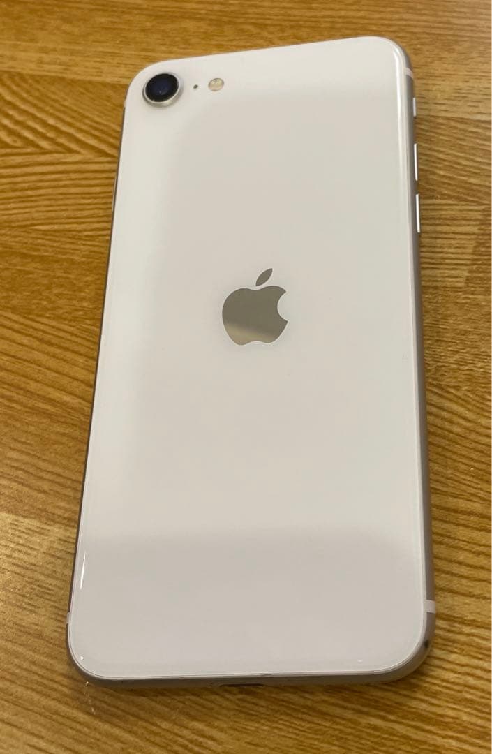 iPhone SE第2世代 64GB 本体のみ