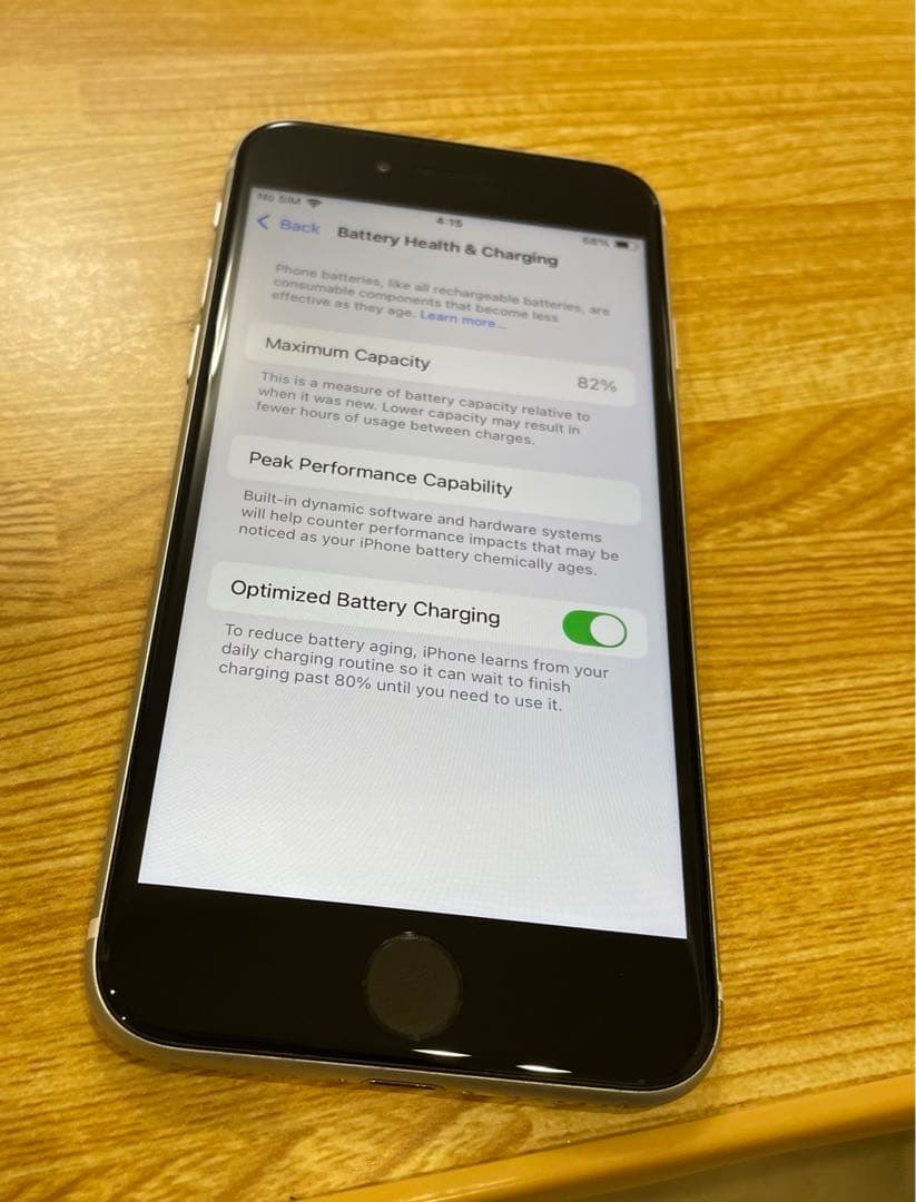 iPhone SE第2世代 64GB 本体のみ