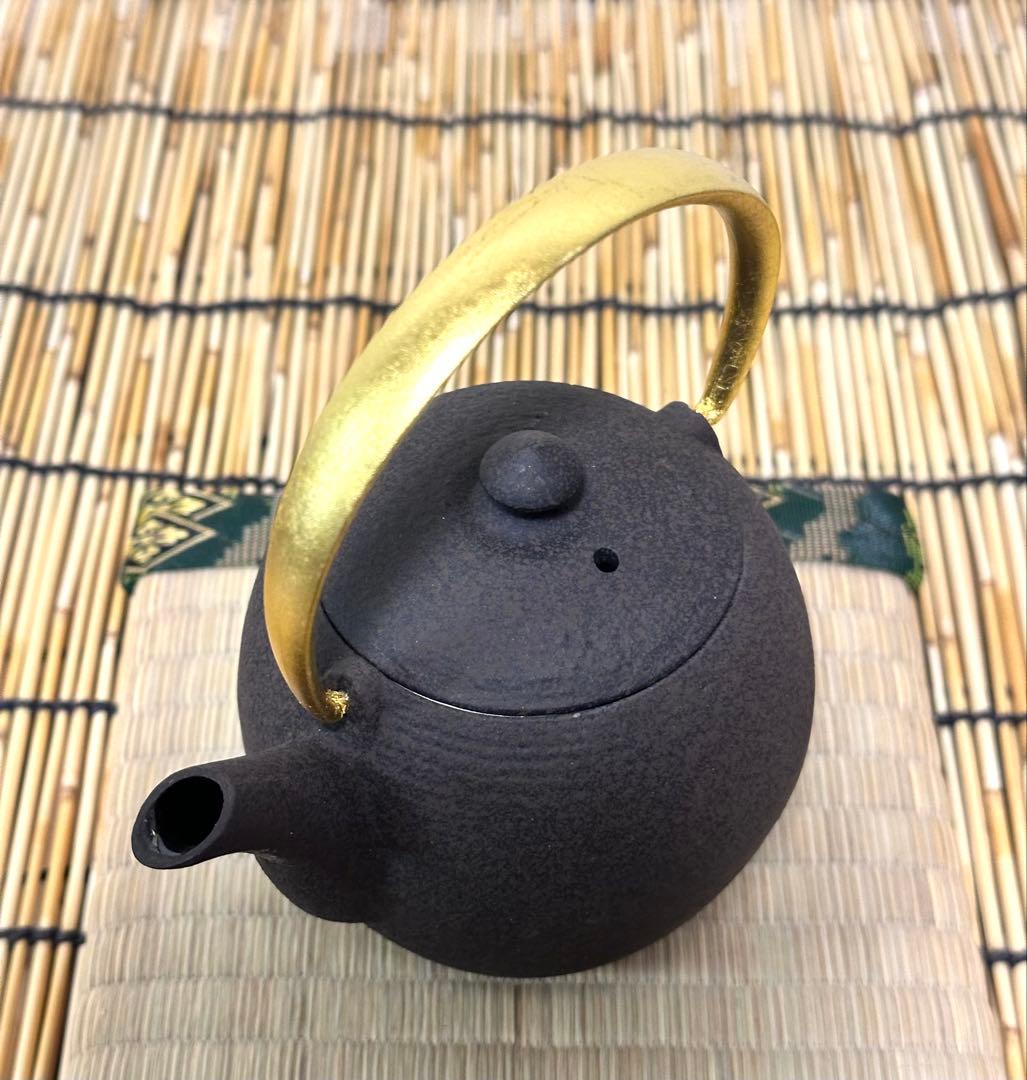 新品　菊地保寿堂　奥山清行デザイン　和鉄ポット　まゆSS 鉄急須　南部鉄瓶