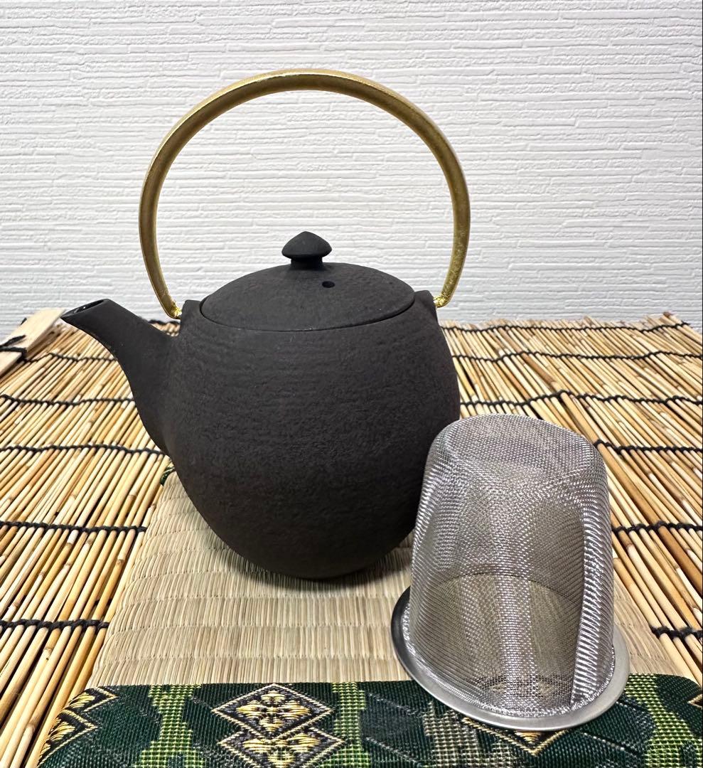 新品　菊地保寿堂　奥山清行デザイン　和鉄ポット　まゆSS 鉄急須　南部鉄瓶