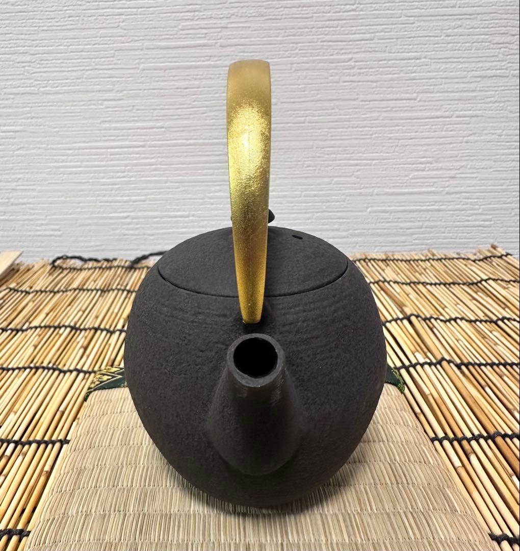 新品　菊地保寿堂　奥山清行デザイン　和鉄ポット　まゆSS 鉄急須　南部鉄瓶