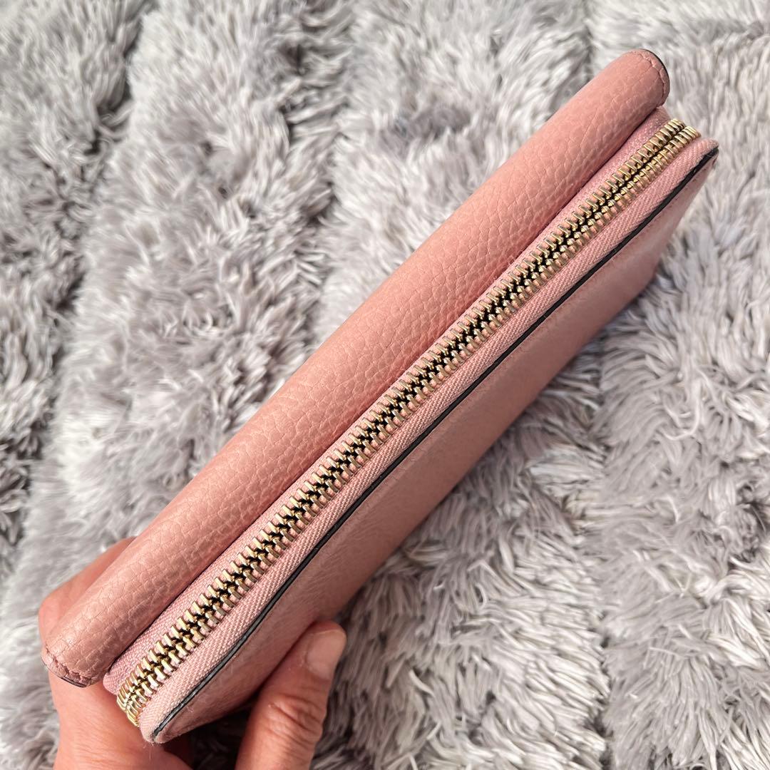 美品✨GUCCI 大容量　インターロッキング　長財布　シボレザー　ピンク