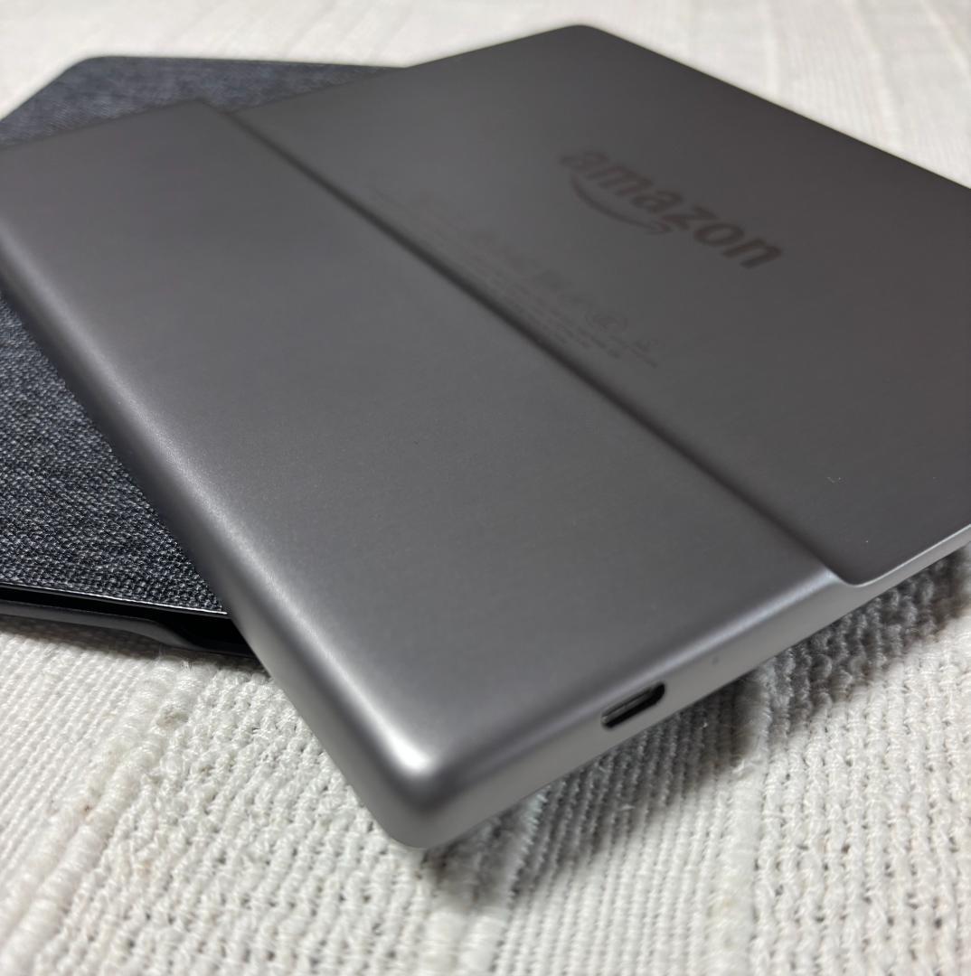 【お茶様】Kindle Oasis 第10世代 8GB 広告なし 純正カバー付き