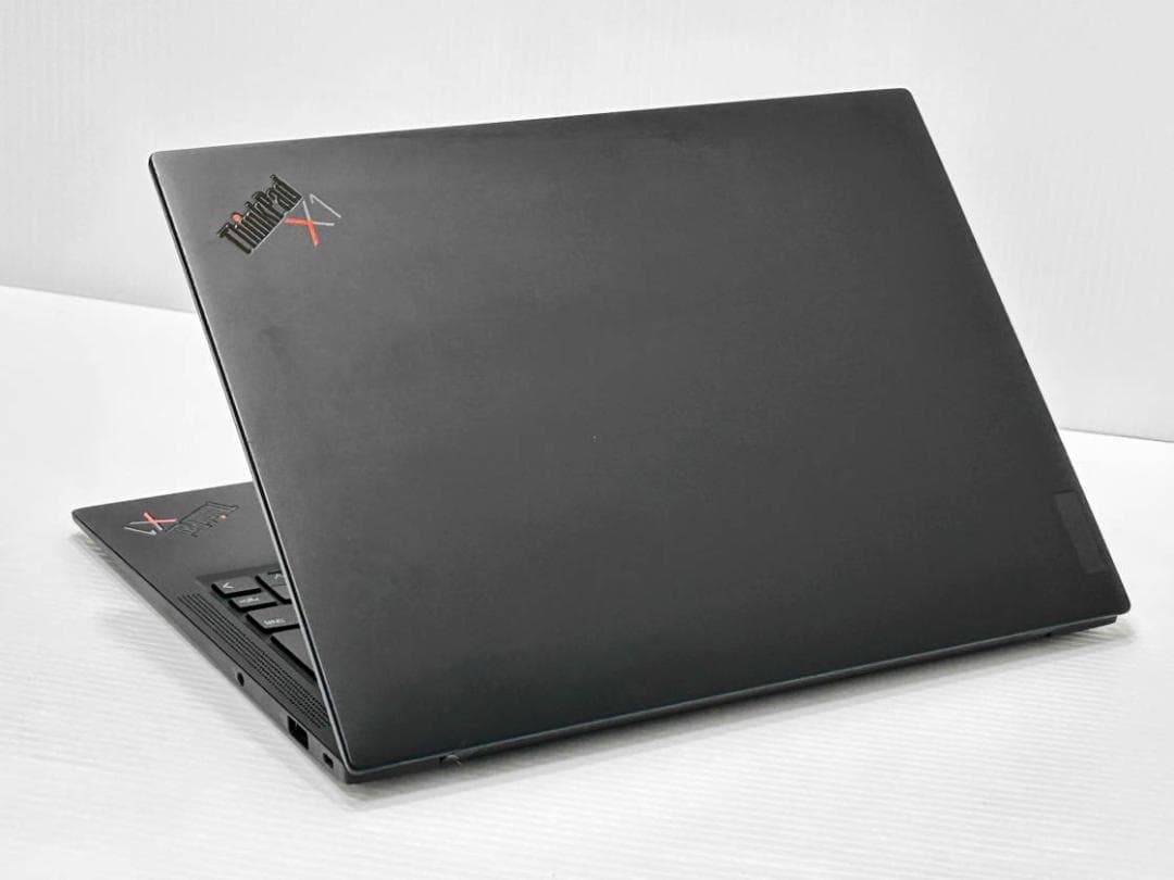 第11世代Core i5 ThinkPad X1 Carbon Gen9 16G