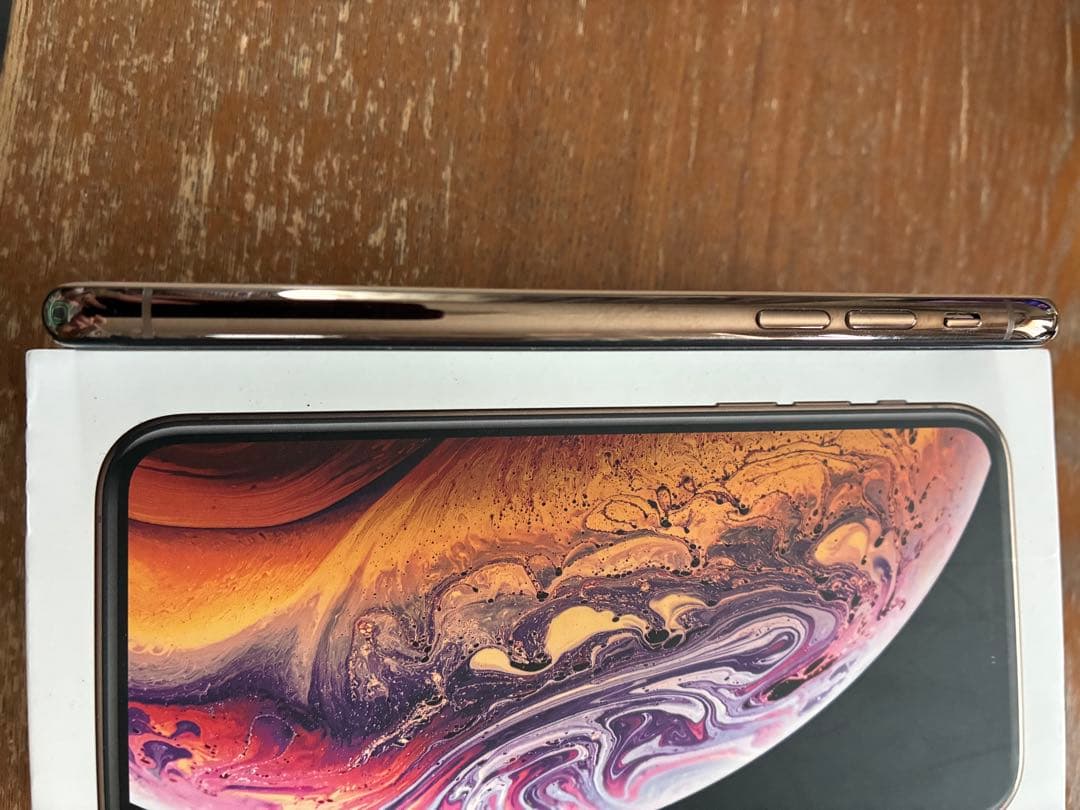 【美品】Apple iPhone xs 256GB