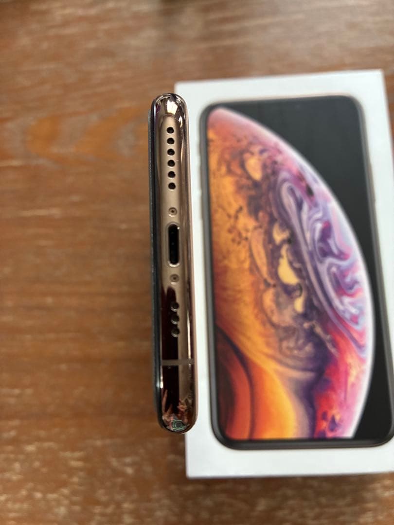 【美品】Apple iPhone xs 256GB