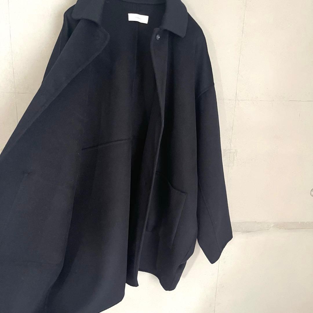 【美品】かぐれ　kagure ウールステンカラーショートコート　ネイビー