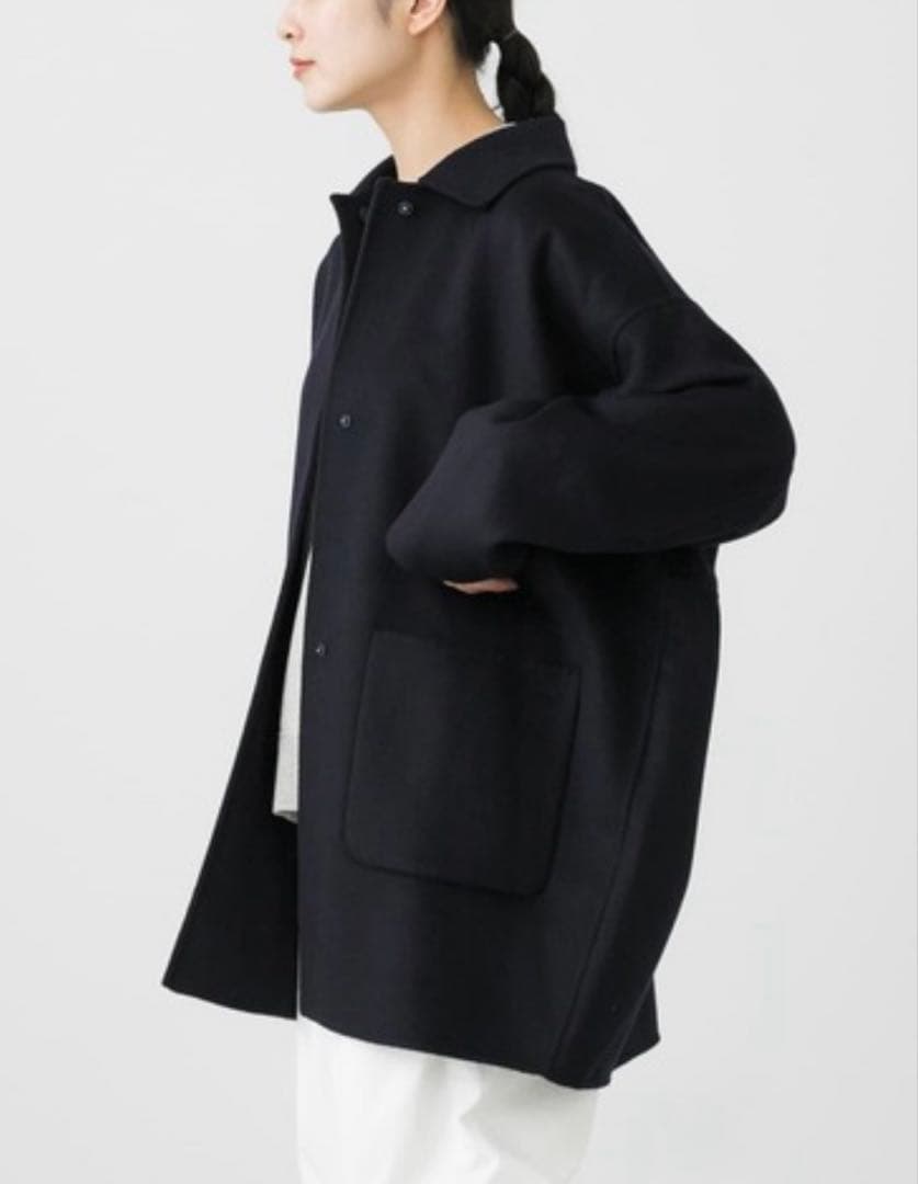 【美品】かぐれ　kagure ウールステンカラーショートコート　ネイビー