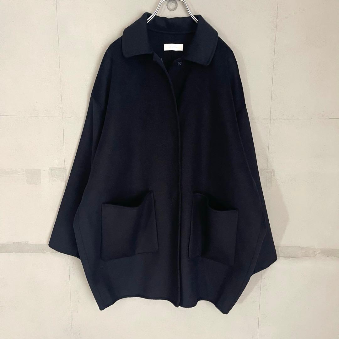 【美品】かぐれ　kagure ウールステンカラーショートコート　ネイビー