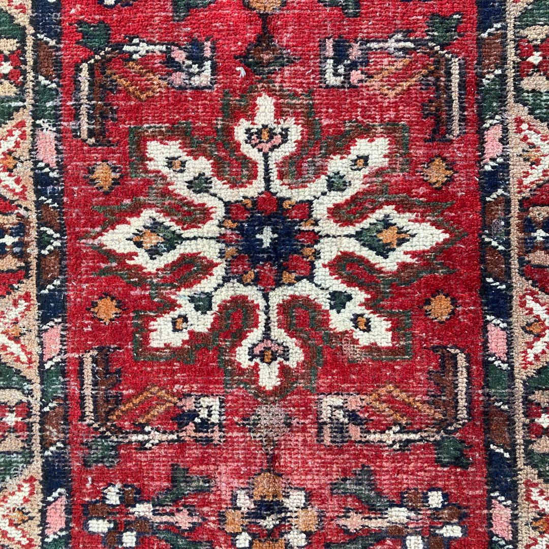 ヴィンテージラグ　トライバルラグ　インド　メダリオン