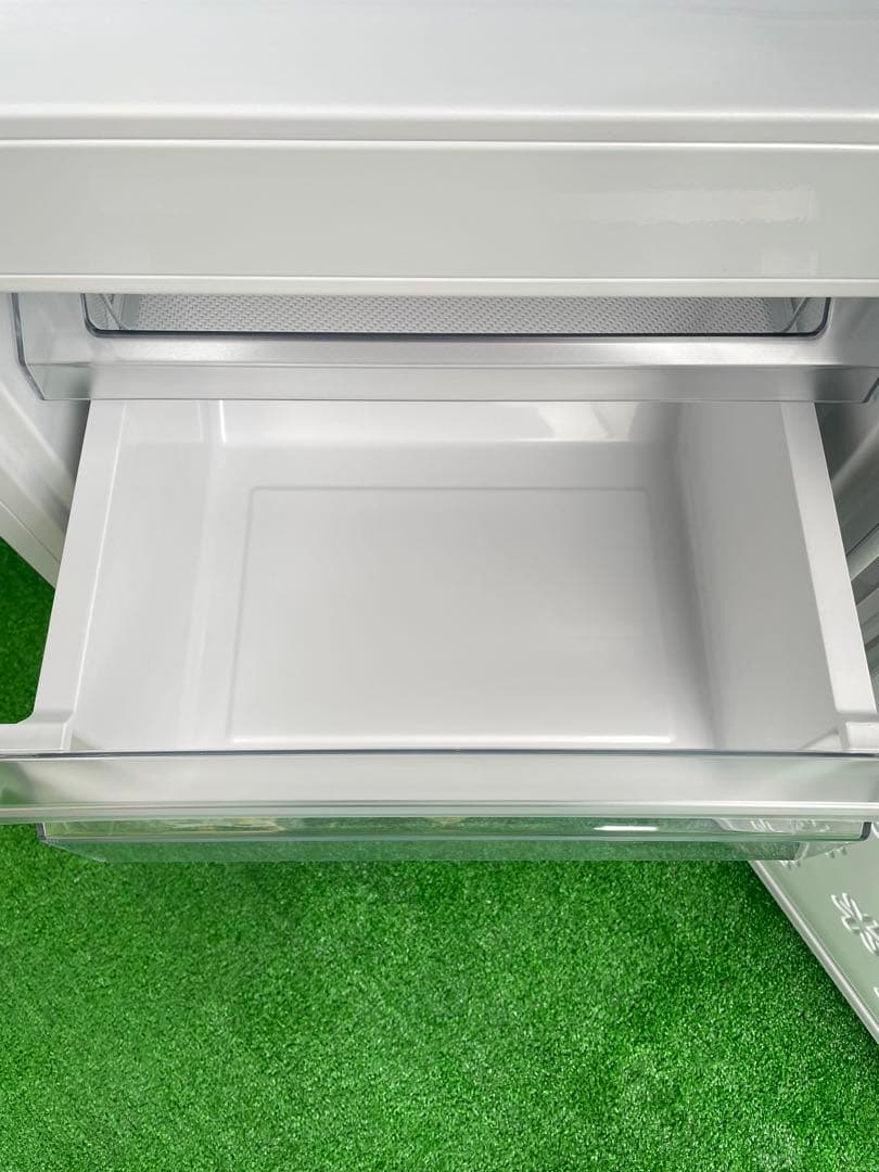 580極美品✨ ハイアール 148L おしゃれホワイト 2ドア冷蔵庫 右開き