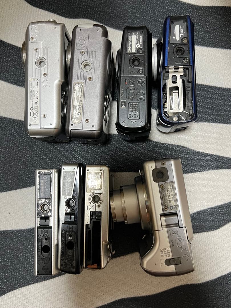 Canon キャノン　デジタルカメラ　8台　動作未確認　ジャンク　修理用①