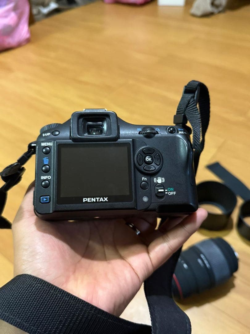 PENTAX K-50 デジタル一眼レフカメラ