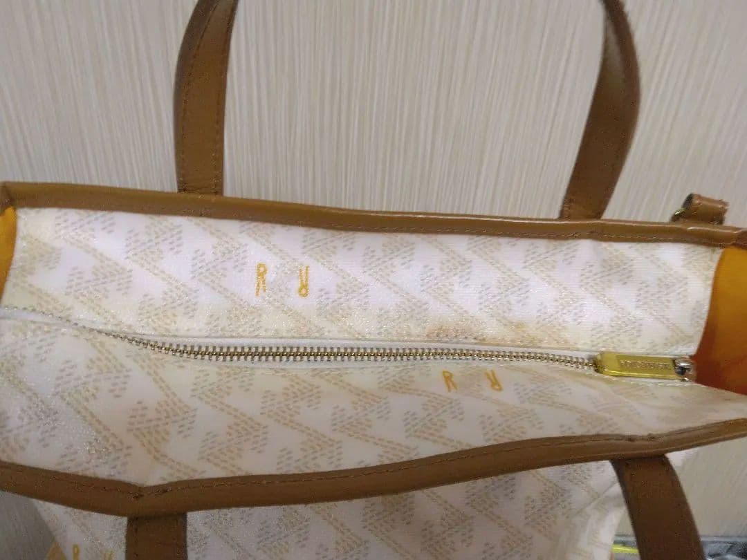 レザレクション　カートバッグ