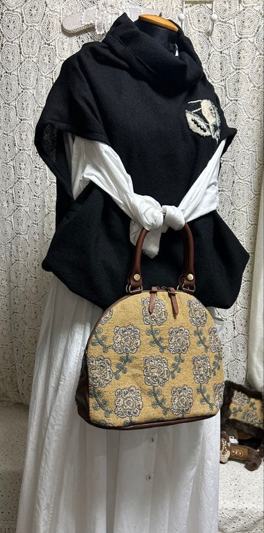 レイちゃん51220ＢミナペルホネンハンドメイドブガッティML＆マフラー