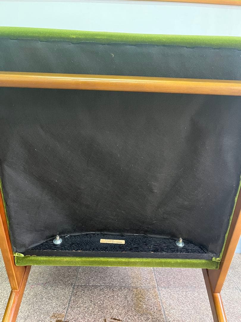 カリモク60 Kチェア モケットグリーン