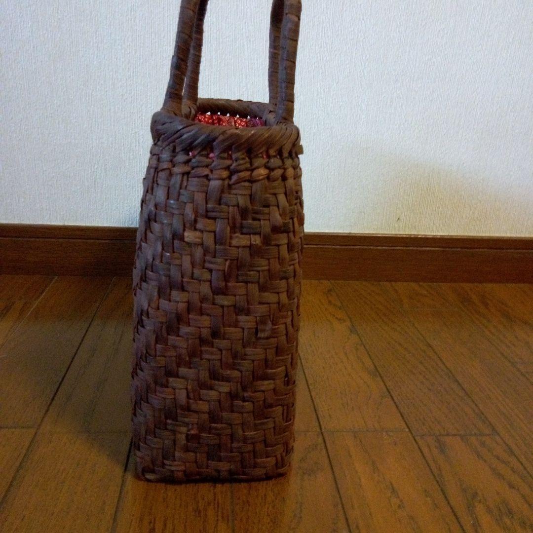 山葡萄網代編みかごバッグ