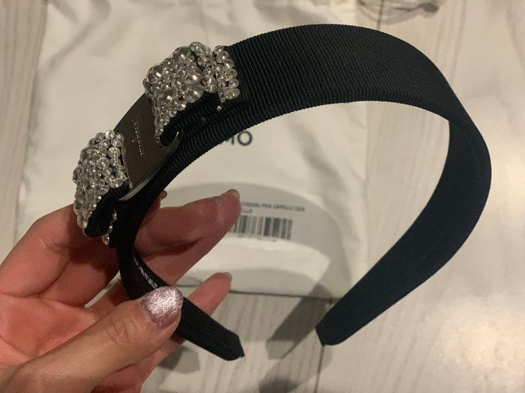 FERRAGAMO ビジュー ブラックヘアバンド