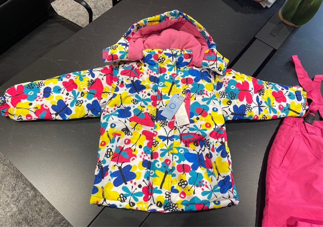 子供用 蝶々花柄スキーウェアセット