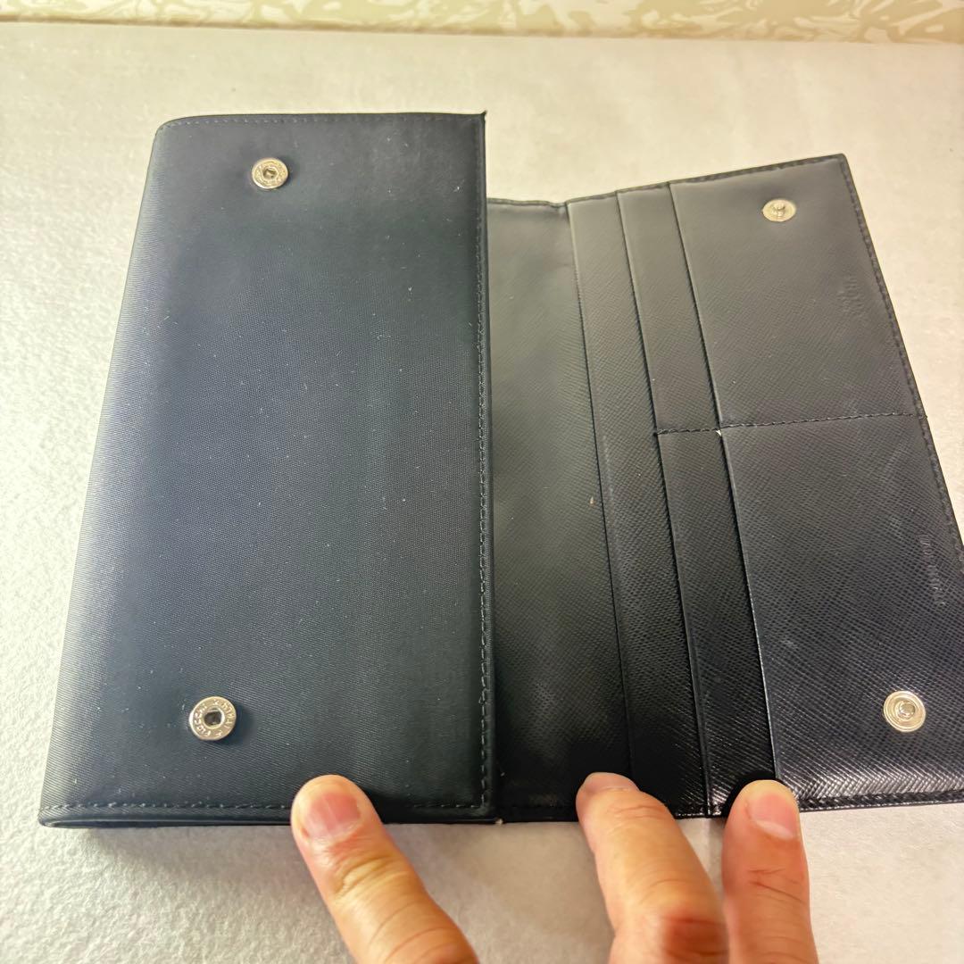 美品　PRADA プラダ　ブラック ナイロン　長財布　二つ折り財布