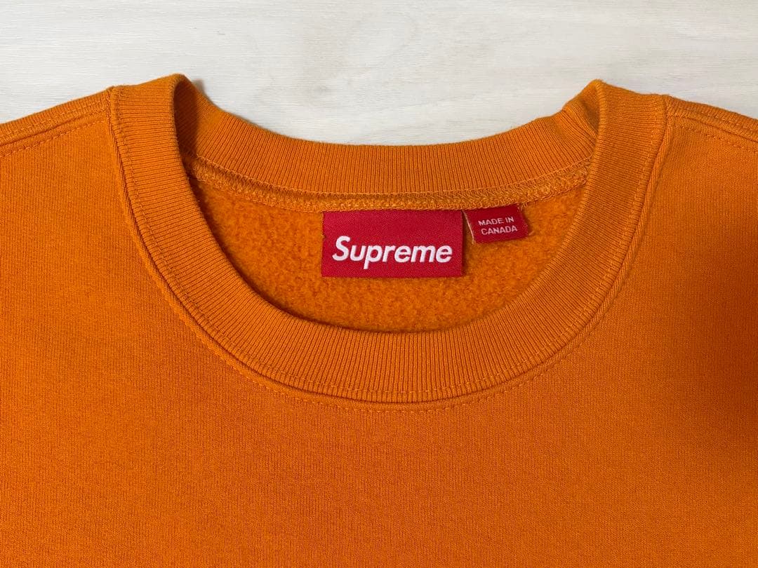【土日限定価格】美品Supreme small box crewneck