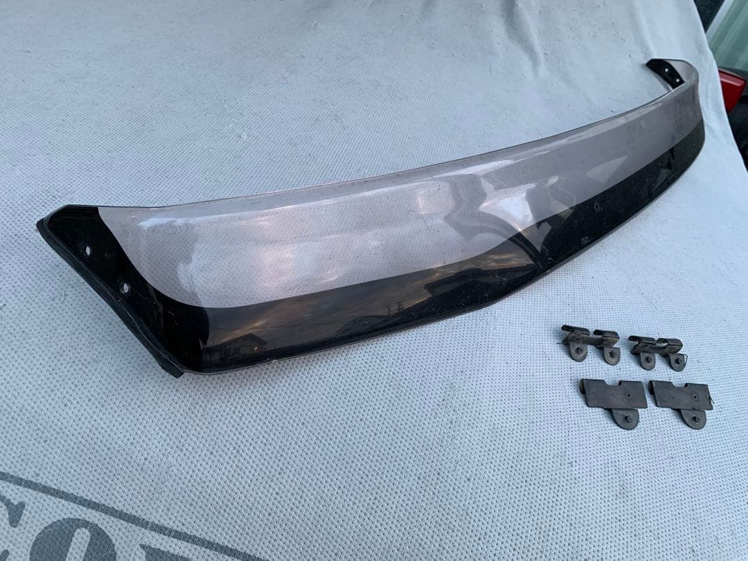 ランクル ８０　バグガード　ボンネットバイザー　ランドクルーザー８０希少激レア