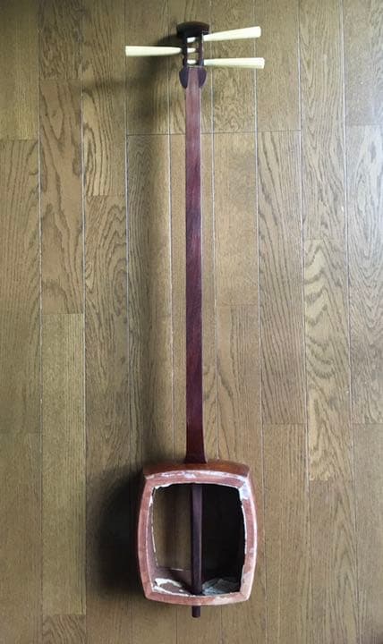 昭和８年製造の三味線 バチとケース付き