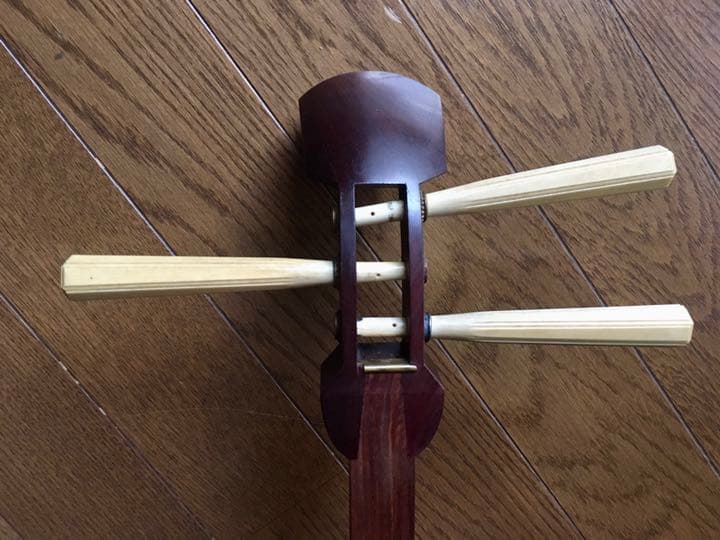 昭和８年製造の三味線 バチとケース付き