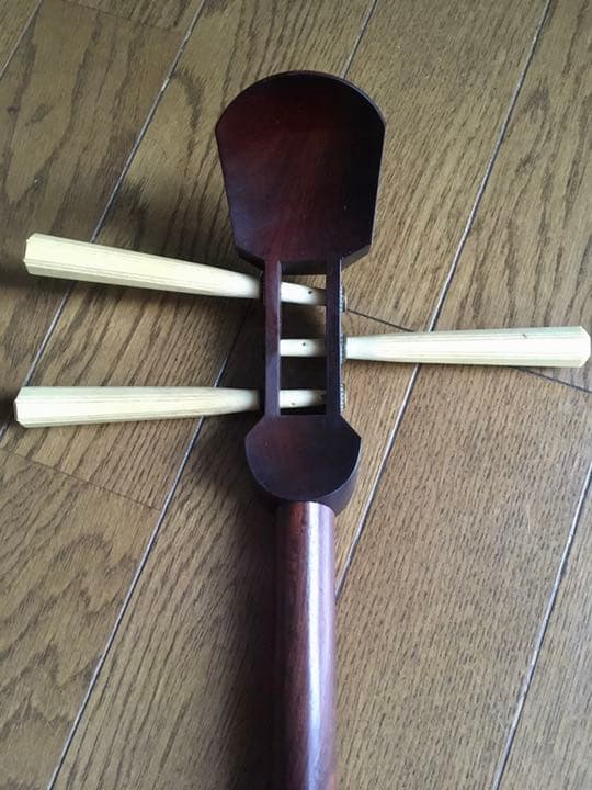 昭和８年製造の三味線 バチとケース付き