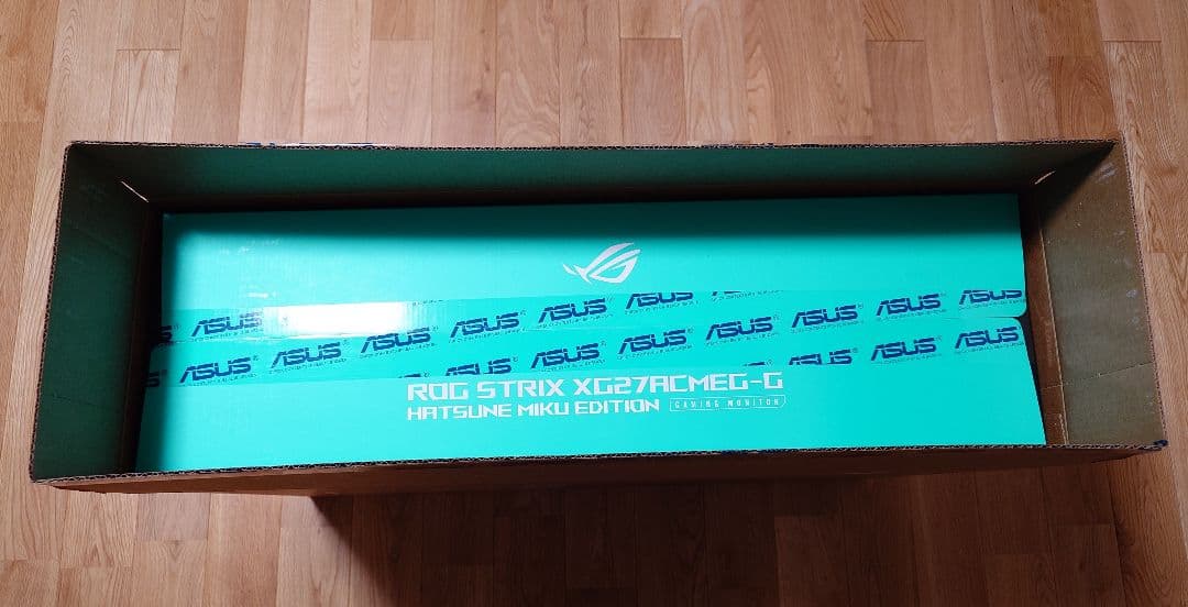 ASUS ROG Strix XG27ACMEG-G 初音ミクエディション