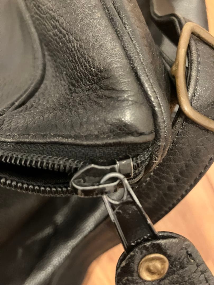 ブラックレザーボストンバッグ