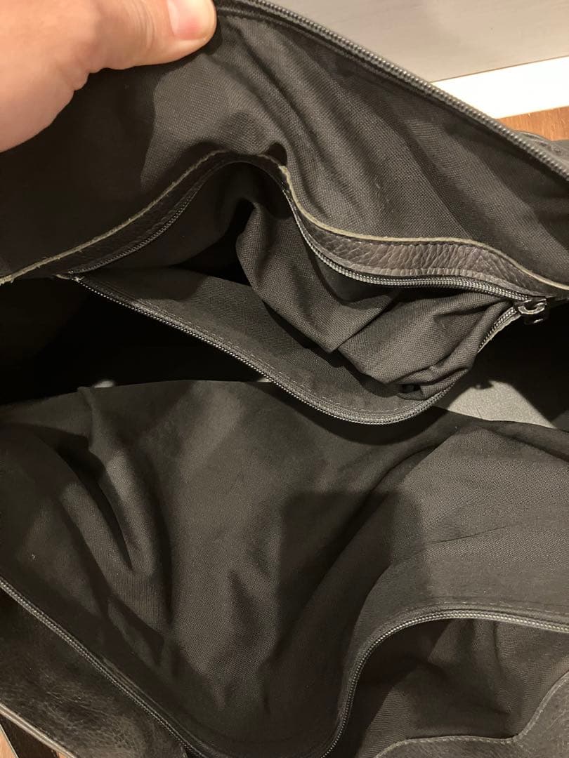 ブラックレザーボストンバッグ