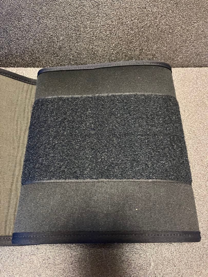 アライヴン インヴェル　スリムベルト