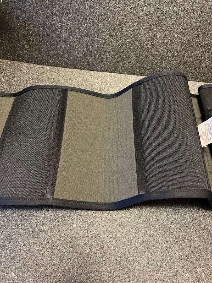 アライヴン インヴェル　スリムベルト