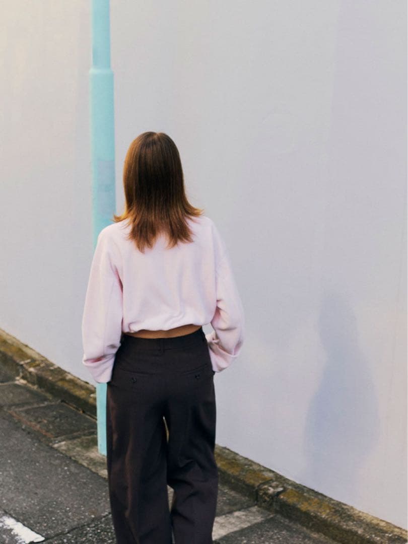 週末限定価格 完売商品【新品タグ付き】emmi エミ 起毛カットプルオーバー