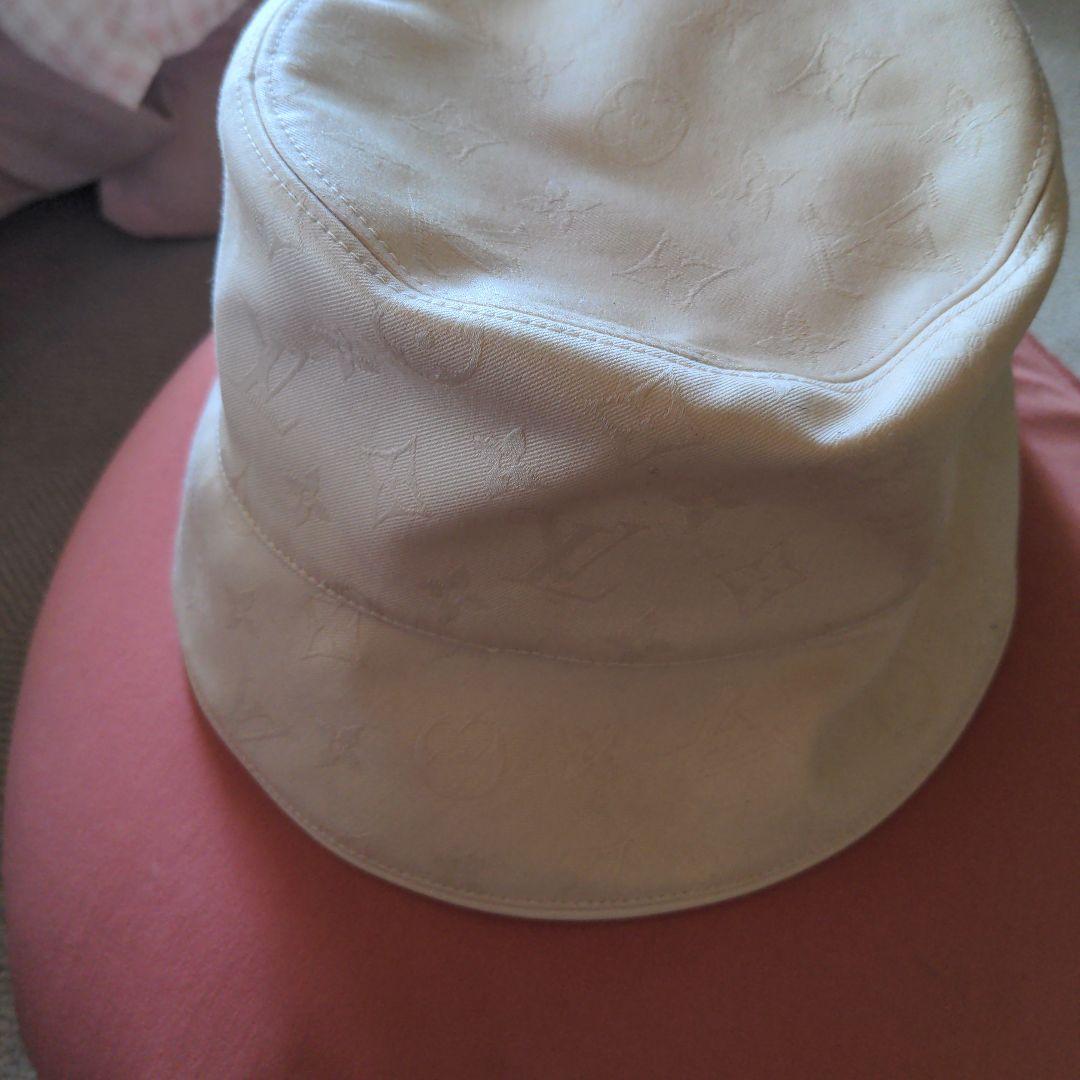 Louis Vuitton アイボリー バケットハット