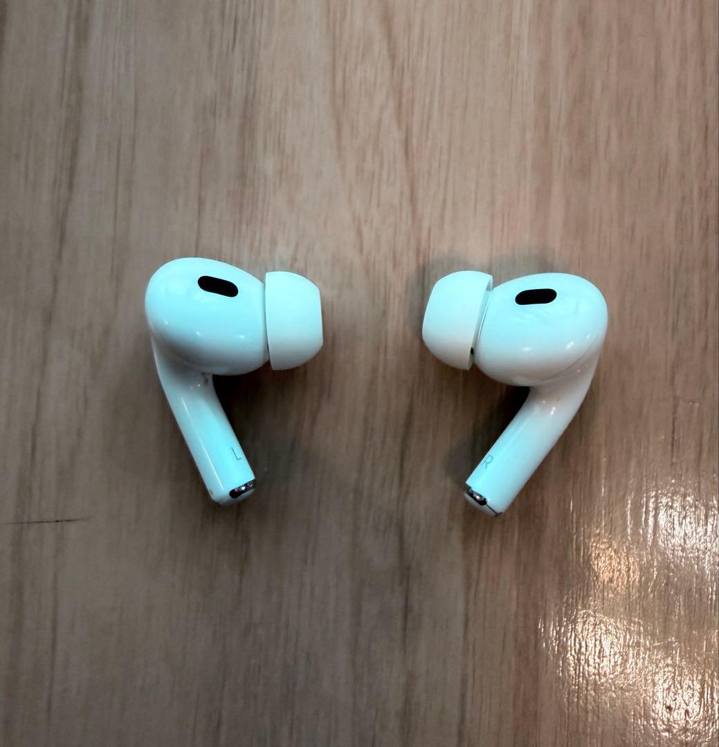 AirPods 第二世代　USB-Cタイプ　イヤーチップ付き