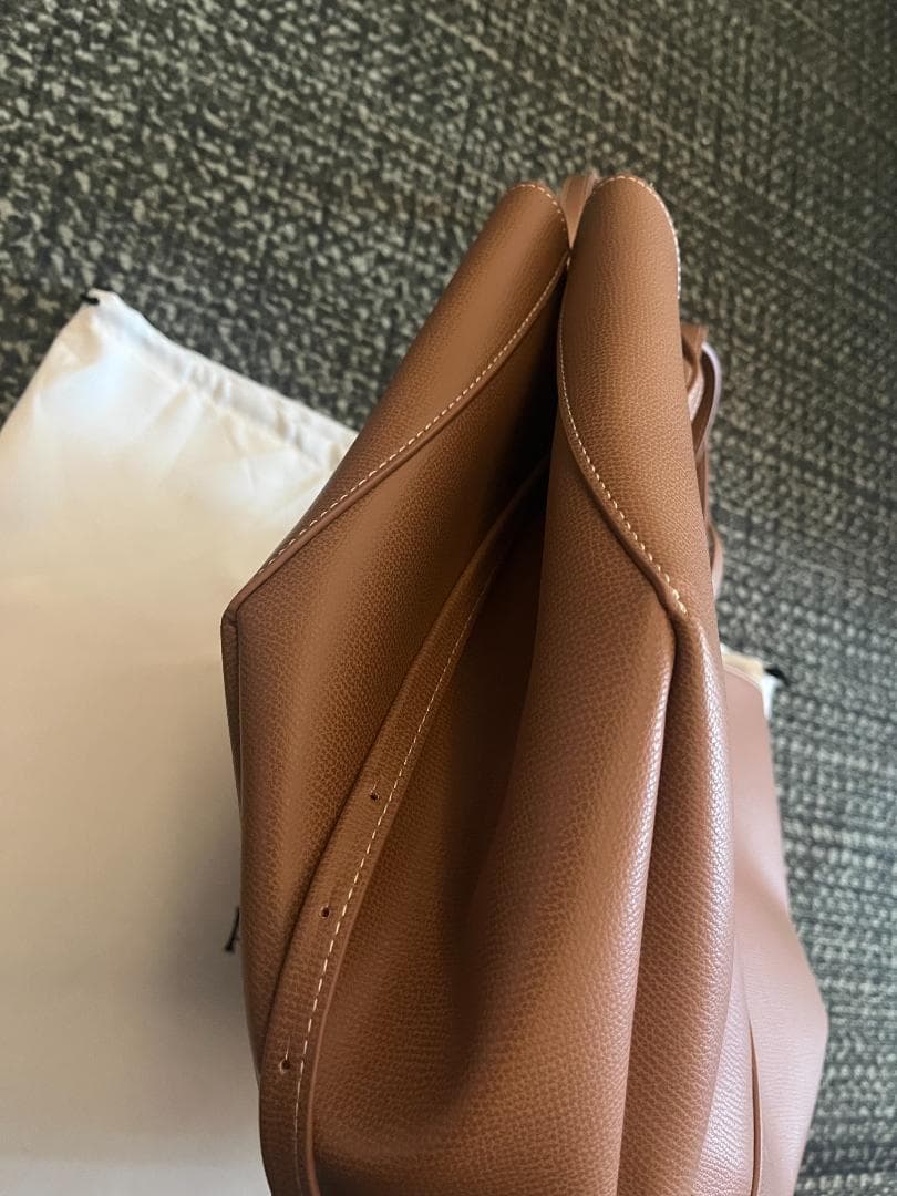 ブラウン トートバッグ