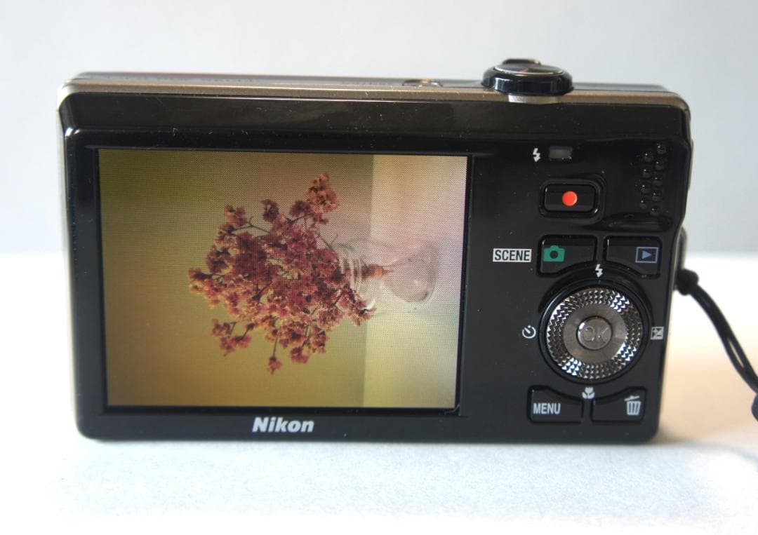 Nikon COOLPIX S6000 7倍光学ズーム コンパクトデジタルカメラ