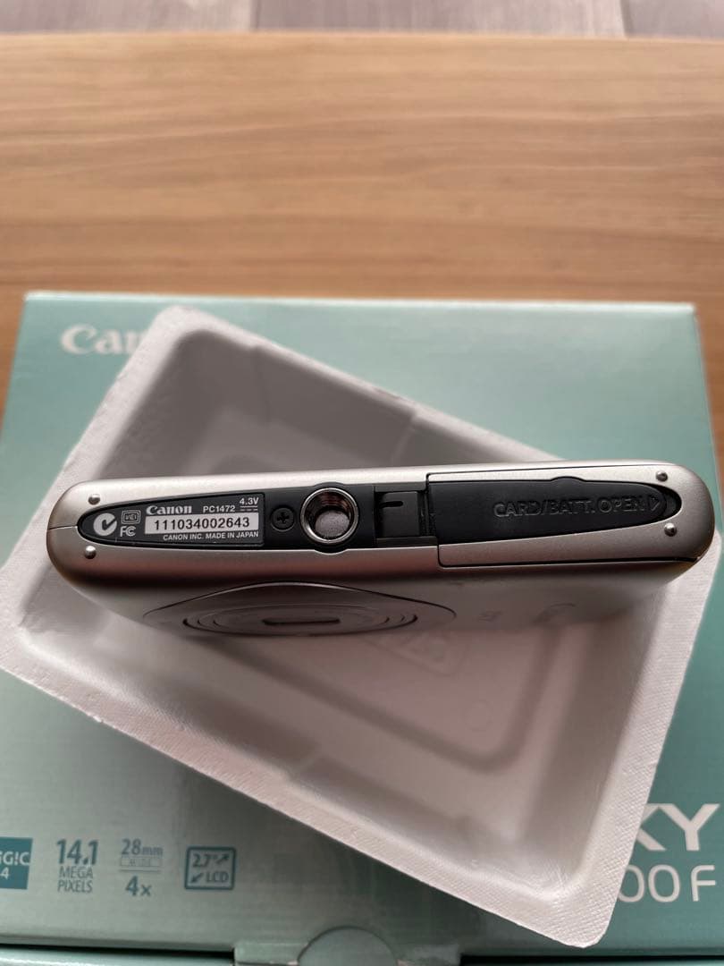 楽一番　【美品】 Canon キャノン デジカメ IXY 400F