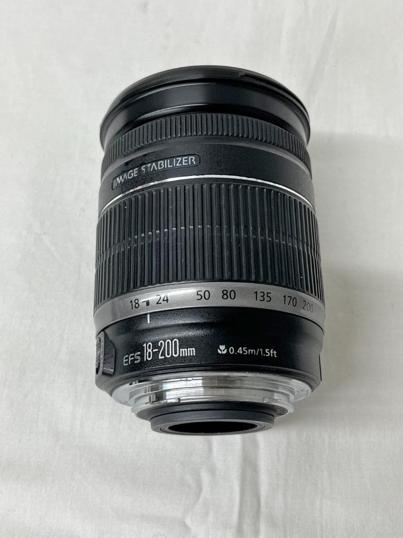 Canon EF-S 18-200mm レンズ