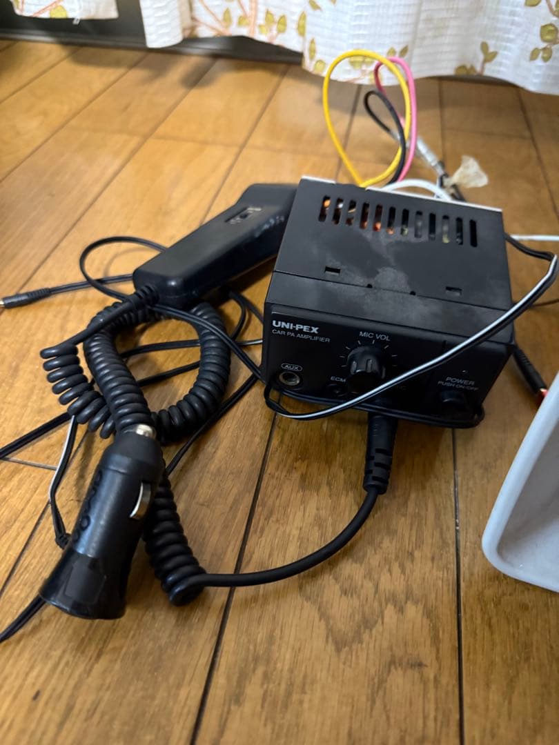 ユニペックス　拡声器　２つセット➕アンプ