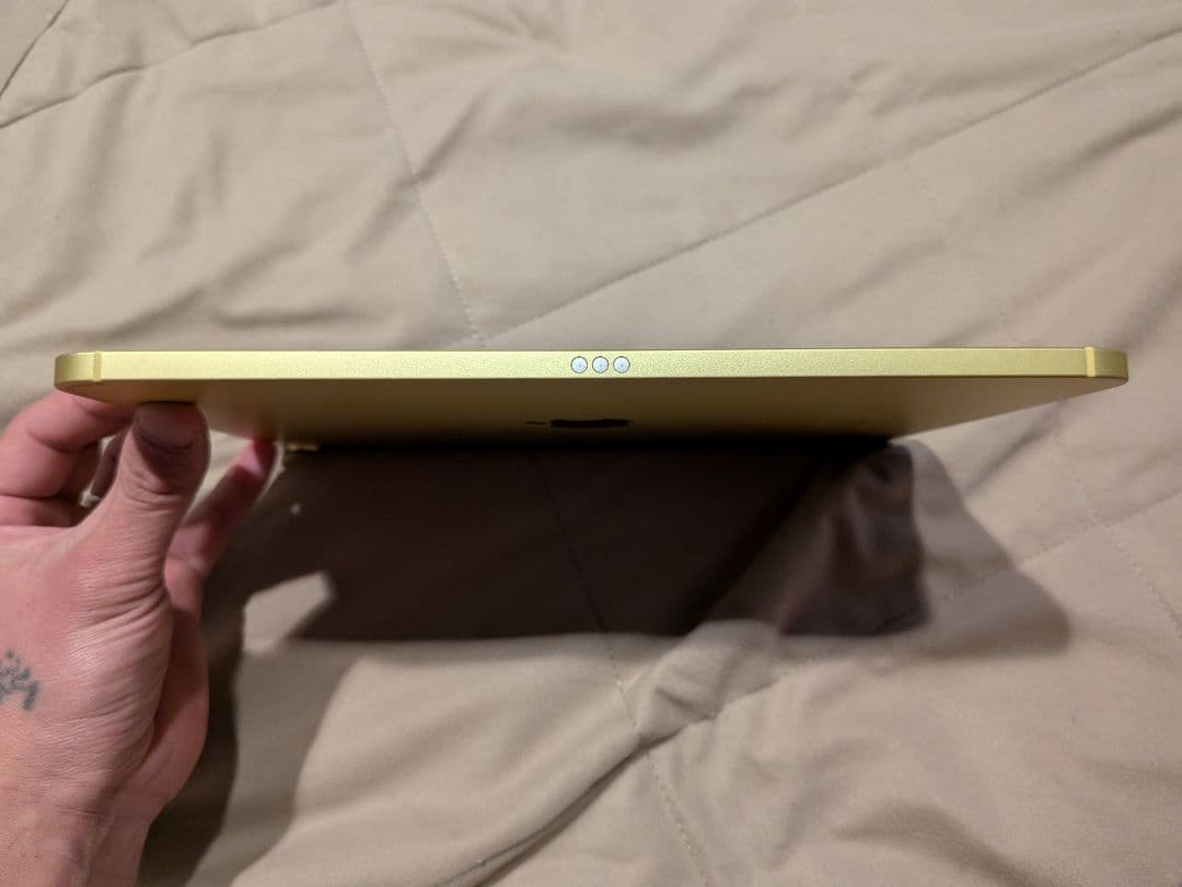 【美品！】iPad 第10世代 イエロー Wi-Fi+cellular